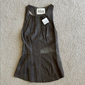 Illia Women's Brown Top